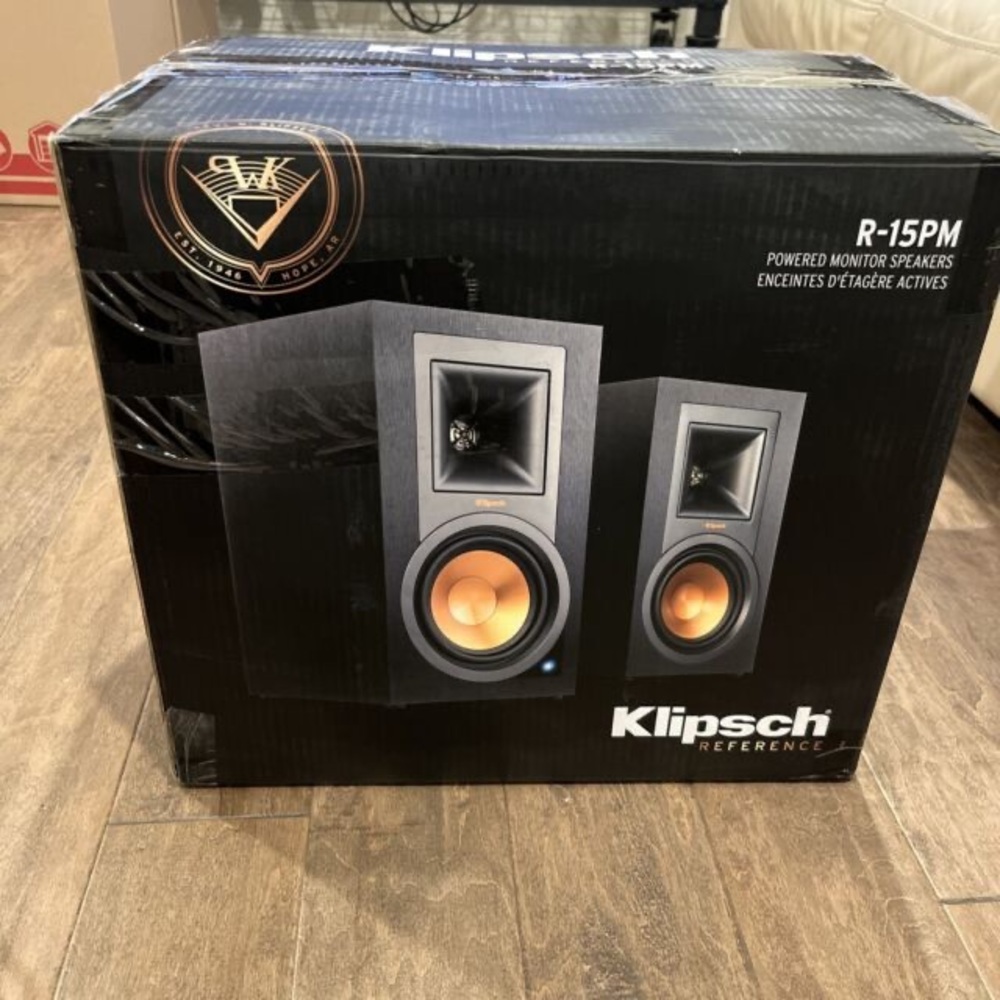 Klipsch R-15PM monitor speakers